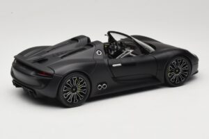Porsche 918 Spyder Matte Black Minichamps 1:18 110060031 Metal - imagem 3 de 8