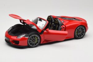 Porsche 918 Spyder Vermelho Minichamps 1:18 110062435 Metal - imagem 2 de 8