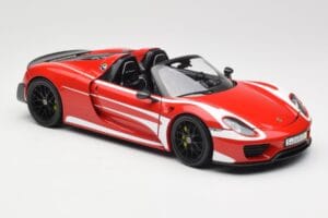 Porsche 918 Spyder Weissach Package Vermelho & Listas Brancas Minichamps 1:18 110062442 Metal - imagem 7 de 9