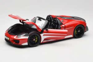 Porsche 918 Spyder Weissach Package Riscas Vermelho Branco Minichamps 1:18 110062442-O1 Metal - imagem 2 de 8