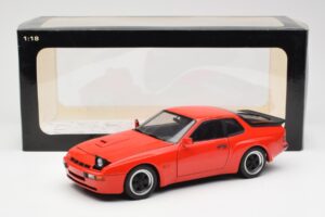 Porsche 924 Carrera GT Guards Vermelho AUTOart 1:18 78003 Metal - imagem 8 de 8