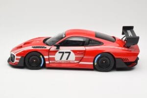 Porsche 935/19 Vermelho com Riscas Brancas Minichamps 1:18 155067577 Metal - imagem 3 de 6