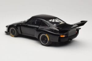 Porsche 935 Turbo Group 5 1976 Exoto 1:18 18101 Metal - imagem 7 de 8