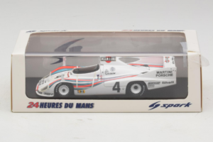 Porsche 936/77 #4 J. Barth / H. Haywood / J. Ickx Martini 24 Hours of Le Mans Winner 1977 Spark 1:43 43LM77 Resina - imagem 4 de 4