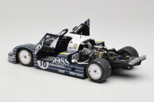 Porsche 956L BOSS #18 24 Hours of Le Mans 1983 Minichamps 1:18 180836918-O1 Metal - imagem 5 de 8
