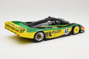 Porsche 956L BP #47 P. Henn / C. Ballot-Lena 24 Hours of Le Mans 1983 Minichamps 1:18 180836947 Metal - imagem 3 de 8