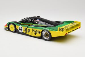 Porsche 956L BP #47 P. Henn / C. Ballot-Lena 24 Hours of Le Mans 1983 Minichamps 1:18 180836947 Metal - imagem 7 de 8