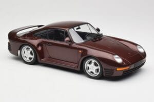 Porsche 959 Dark Red Metallic Minichamps 1:18 155066204 Metal - imagem 3 de 6