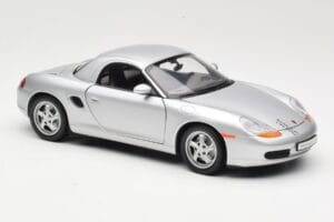 Porsche Boxster 986 Hard Top Prata UT Models 1:18 27854 Metal - imagem 6 de 8