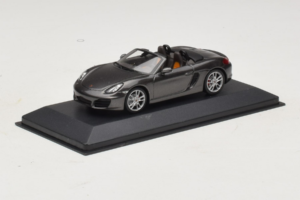 Porsche Boxster 981 S Grey Metallic Minichamps 1:43 PORSCHE005 Metal - imagem 2 de 4