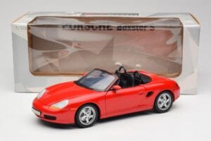 Porsche Boxster S 986 Guards Vermelho UT Models 1:18 27861-M1 Metal - imagem 8 de 8