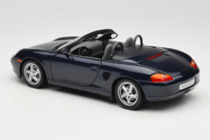 Porsche Boxster 986 S Night Blue UT Models 1:18 WAP021006-R1 Metal - imagem 7 de 8