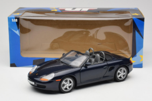 Porsche Boxster 986 S Night Blue UT Models 1:18 WAP021006-R1 Metal - imagem 8 de 8