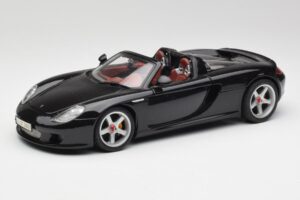 Porsche Carrera GT Preto Maisto 1:18 36665 Metal
