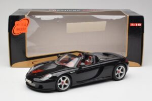 Porsche Carrera GT Preto Maisto 1:18 36665 Metal - imagem 8 de 8