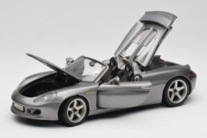 Porsche Carrera GT Cinzento Metalizado Maisto 1:18 36622-R1 Metal - imagem 2 de 8