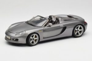 Porsche Carrera GT Cinzento Metalizado Maisto 1:18 36622-R1 Metal