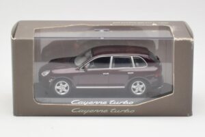 Porsche Cayenne 955 Turbo Vermelho Escuro Minichamps 1:43 WAPC2000113 Metal - imagem 4 de 4