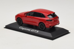 Porsche Cayenne 958 GTS Vermelho Minichamps 1:43 WAP0200070E Metal - imagem 3 de 5
