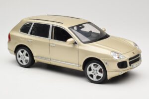 Porsche Cayenne S 955 Bege Maisto 1:18 WAPC2100213 Metal - imagem 6 de 8