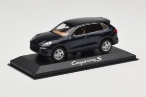 Porsche Cayenne 958 S Blue Metallic Minichamps 1:43 WAP0200060E Metal - imagem 2 de 4
