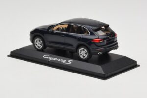 Porsche Cayenne 958 S Blue Metallic Minichamps 1:43 WAP0200060E Metal - imagem 3 de 4
