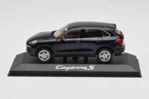 Porsche Cayenne 958 S Blue Metallic Minichamps 1:43 WAP0200060E Metal