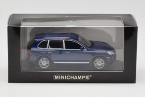 Porsche Cayenne S Azul Minichamps 1:43 WAP02061217 Metal - imagem 4 de 4