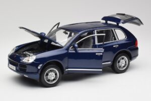 Porsche Cayenne S 9PA Dark Sea Azul Metálico Maisto 1:18 31635 Metal - imagem 2 de 8