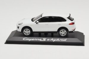 Porsche Cayenne 958 S e-Hybrid Branco Minichamps 1:43 WAP0200040E Metal