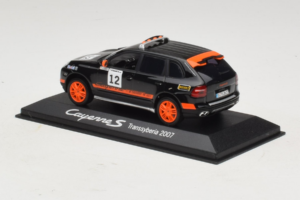 Porsche Cayenne S #12 Transsyberia 2007 Preto Laranja Minichamps 1:43 WAP02000918 Metal - imagem 3 de 5