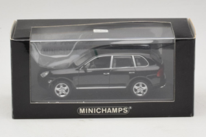 Porsche Cayenne 955 Turbo Black Metallic Minichamps 1:43 400061080 Metal - imagem 5 de 5