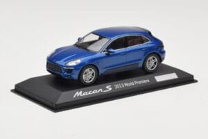 Porsche Macan 95B S Azul World Premiere Minichamps 1:43 WAP0201550E Metal - imagem 2 de 4