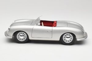 Porsche No. 1 356 Roadster Fish Prata Maisto 1:18 31853 Metal - imagem 4 de 8