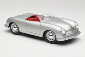Porsche No. 1 356 Roadster Fish Prata Maisto 1:18 31853 Metal - imagem 6 de 8