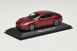 Porsche Panamera 970 4 Red Metallic Minichamps 1:43 WAP0201250E Metal - imagem 2 de 5