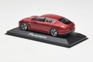 Porsche Panamera 970 Vermelho Minichamps 1:43 WAP02000119 Metal - imagem 3 de 4