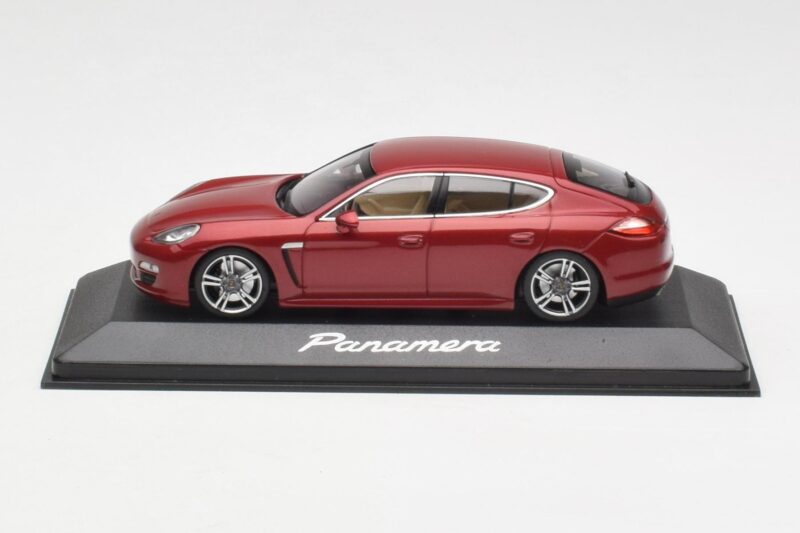 Porsche Panamera 970 Vermelho Minichamps 1:43 WAP02000119 Metal