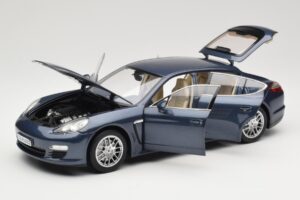 Porsche Panamera 970 S Azul Minichamps 1:18 WAP02100119 Metal - imagem 2 de 8