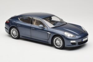Porsche Panamera 970 S Azul Minichamps 1:18 WAP02100119 Metal - imagem 6 de 8