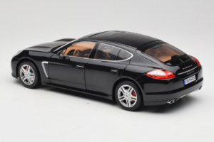 Porsche Panamera 970 Turbo Basalt Black Norev 1:18 WAP02100319 Metal - imagem 7 de 8
