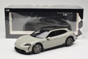 Porsche Taycan Cross Turismo Turbo S Chalk Grey Minichamps 1:18 155069302 Metal - imagem 6 de 6