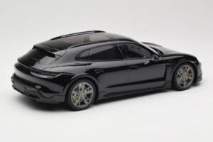 Porsche Taycan J1 Turbo S Cross Turismo Preto Minichamps 1:18 155069300 Metal - imagem 2 de 6