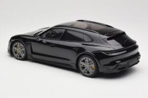 Porsche Taycan J1 Turbo S Cross Turismo Preto Minichamps 1:18 155069300 Metal - imagem 5 de 6