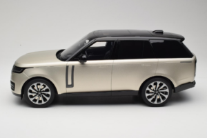 Range Rover L460 P530 Autobiography Sunset Gold GT Spirit 1:12 GT542 Resina - imagem 3 de 6