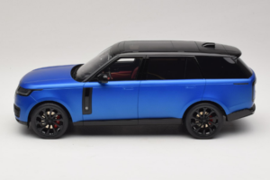 Range Rover P615 SV Velocity Blue GT Spirit 1:18 GT540 Resina - imagem 3 de 6
