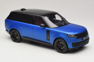 Range Rover P615 SV Velocity Blue GT Spirit 1:18 GT540 Resina - imagem 4 de 6