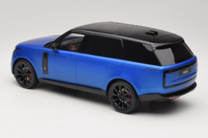 Range Rover P615 SV Velocity Blue GT Spirit 1:18 GT540 Resina - imagem 5 de 6