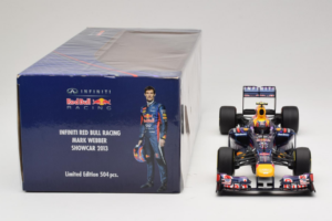 Red Bull RB9 Renault #2 M. Webber Infiniti Red Bull Racing Showcar 2013 Minichamps 1:18 110130072 Metal - imagem 6 de 6