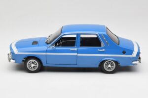 Renault 12 Gordini Azul Solido 1:18 8188 Metal - imagem 4 de 8